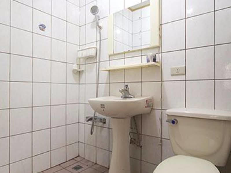Here Is Good Home Renai Extérieur photo